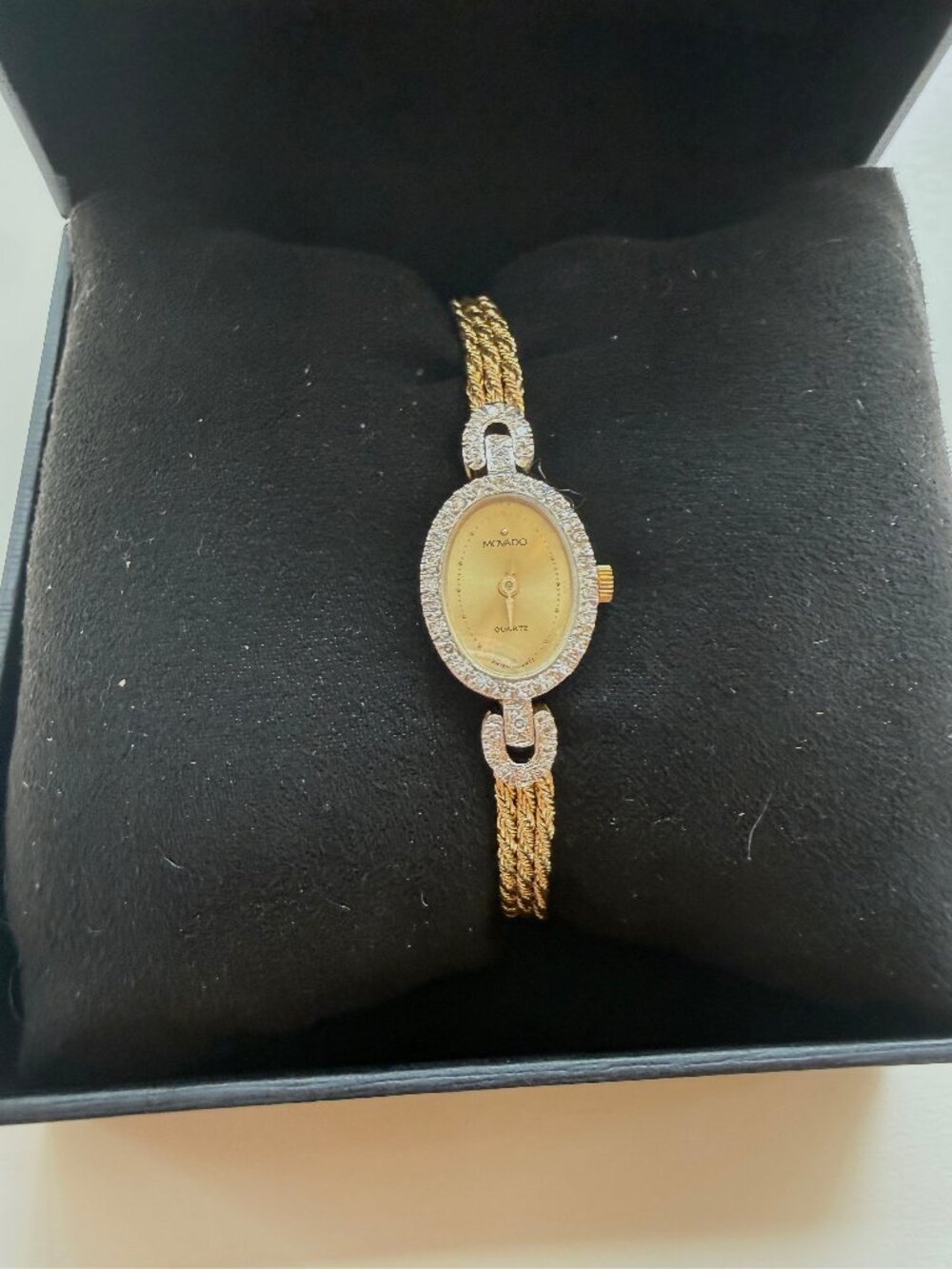 Vintage Movado 14K Gold & Diamond 12.7g Swiss Quartz Ladies Bracelet Watch